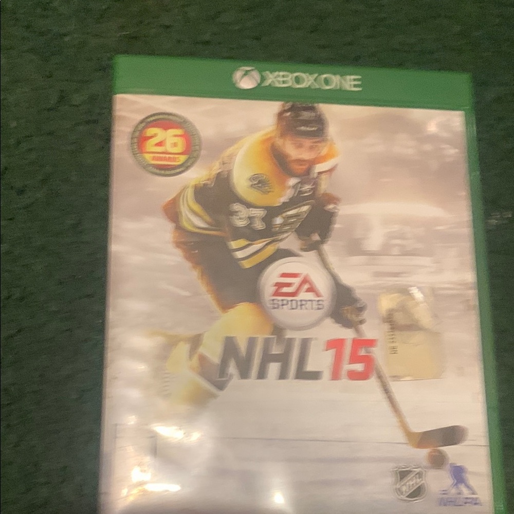 NHL 15 Xbox One Game - Green Case